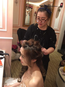 新秘RITA|新娘秘書|bride-澄沂|好媳婦髮型|側邊捲髮|公主頭|低髮髻|蕾絲長頭紗|圓眼|圓眼新娘