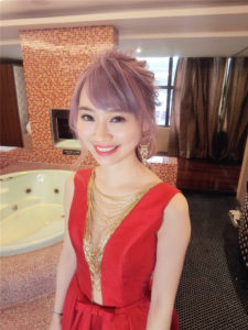 新秘RITA|新娘秘書|bride-阿吹|髮絲感|線條感|髮絲感盤髮|浪漫捲髮|圓眼