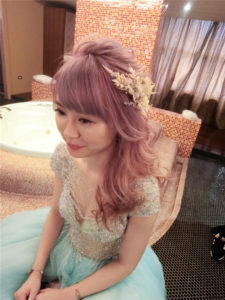 新秘RITA|新娘秘書|bride-阿吹|髮絲感|線條感|髮絲感盤髮|浪漫捲髮|圓眼