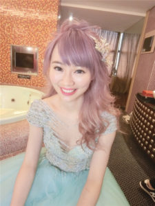新秘RITA|新娘秘書|bride-阿吹|髮絲感|線條感|髮絲感盤髮|浪漫捲髮|圓眼