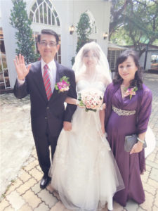 新娘秘書 | 新秘RITA | 球球造型| 好 媳婦髮型 | 盤髮 | 側邊編髮 | elsa髮型 | 不凋花乾燥花 | 蕾絲長頭紗 | 皇冠 | 大眼妝
