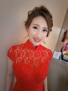 新秘rita | 新娘秘書 | bride-winna | 丸子頭 | 低馬尾 | 指定款髮型 | 線條感 | 新娘造型